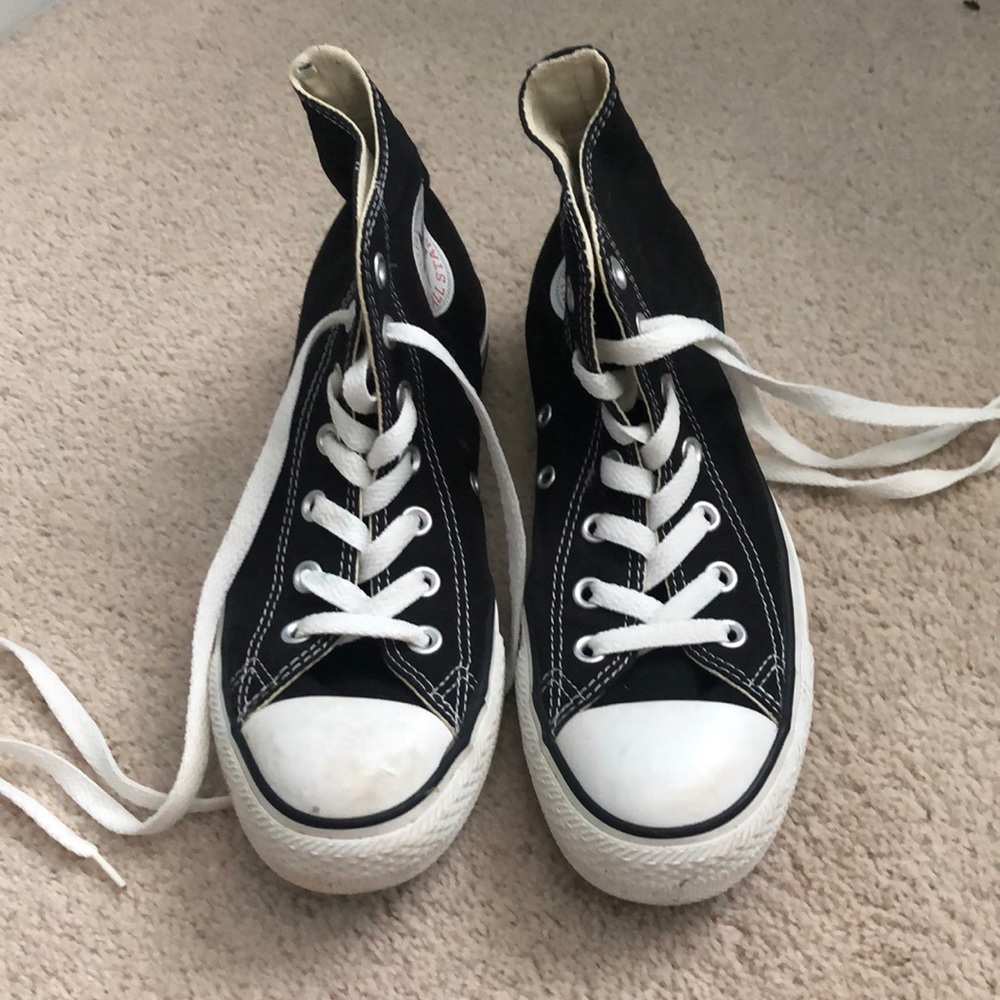 Black Hi-Top Converse